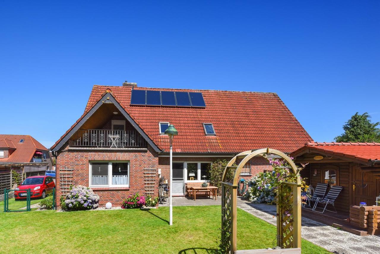 Ferienwohnungen Im Haus Ankerplatz Esens Exteriör bild