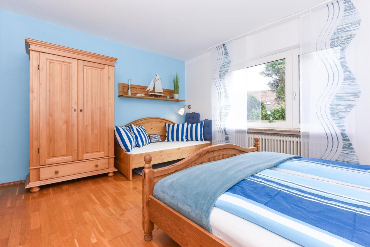 Ferienwohnungen Im Haus Ankerplatz Esens Exteriör bild